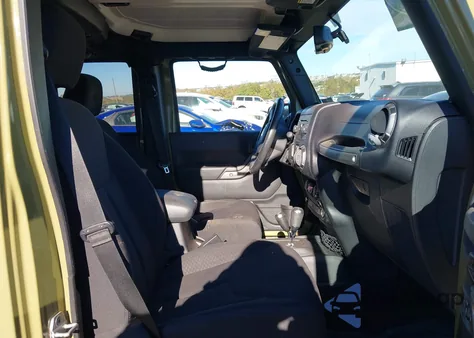 2013 Jeep Wrangler Unlimited Sport from USA, damaged, VIN 1C4BJWDG0DL531039